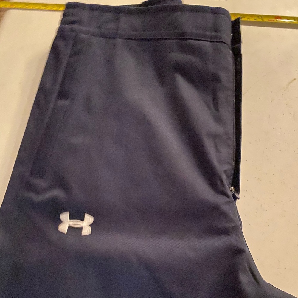 Men’s L Under Armour Cold Gear Pants